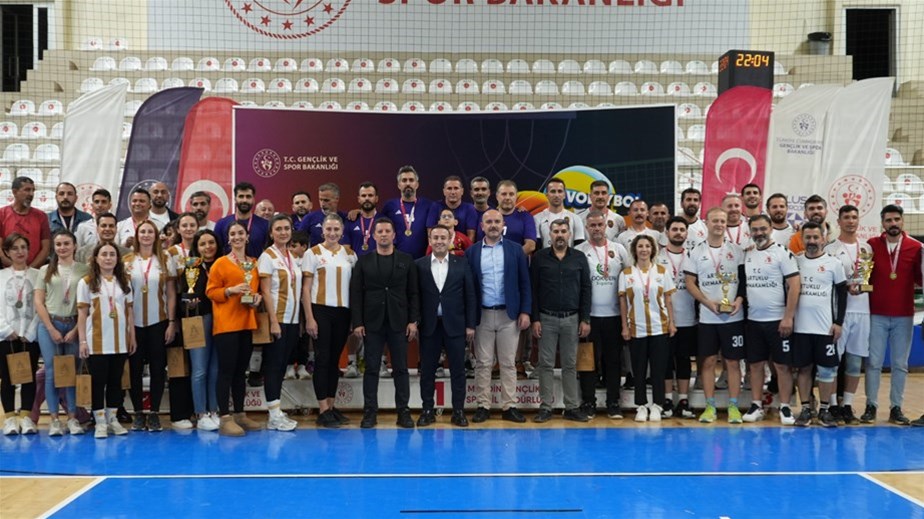 FİNALDE HEYECAN ZİRVEDEYDİ: KAMU SPOR OYUNLARI TAMAMLANDI!